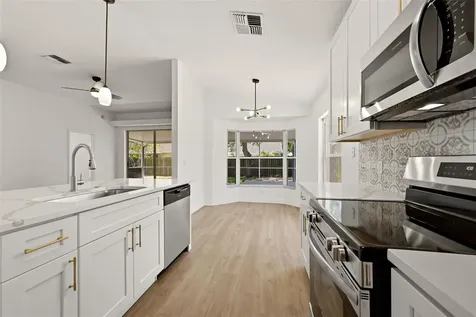 1653 Portsmouth Lake Drive Brandon FL 33511