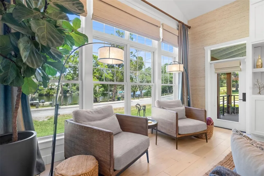 5610 N River Shore Drive Tampa FL 33603