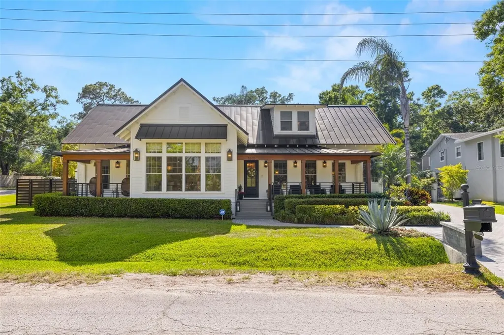 5610 N River Shore Drive Tampa FL 33603