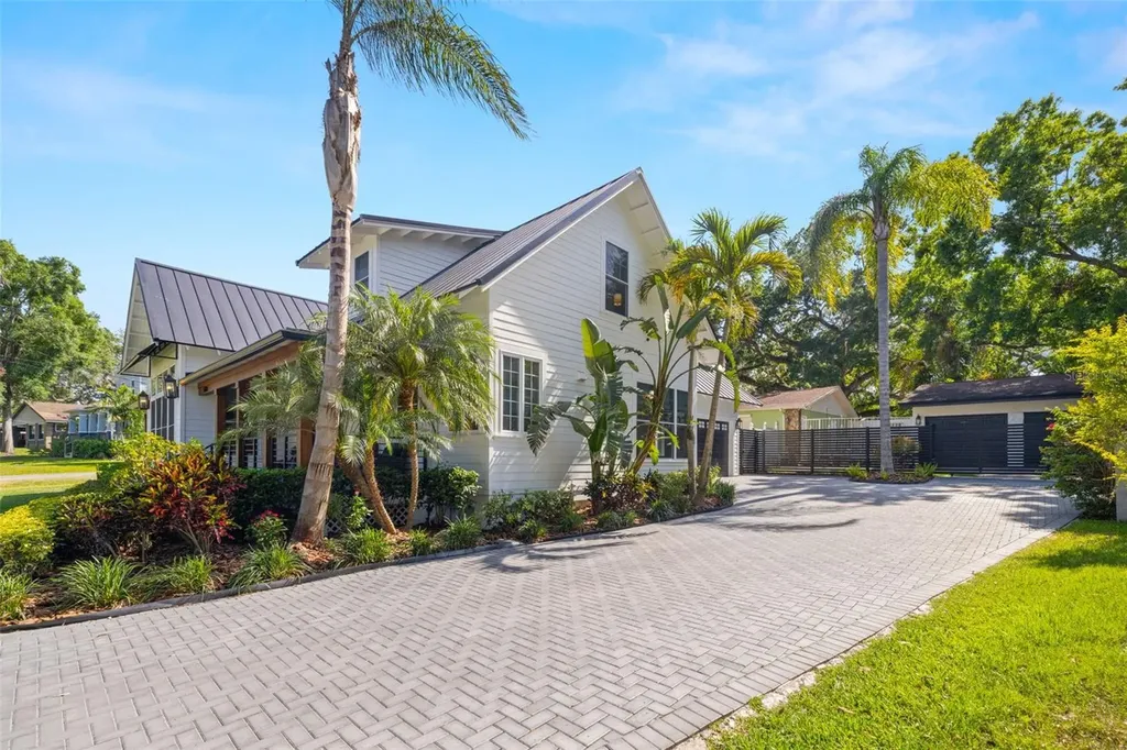 5610 N River Shore Drive Tampa FL 33603