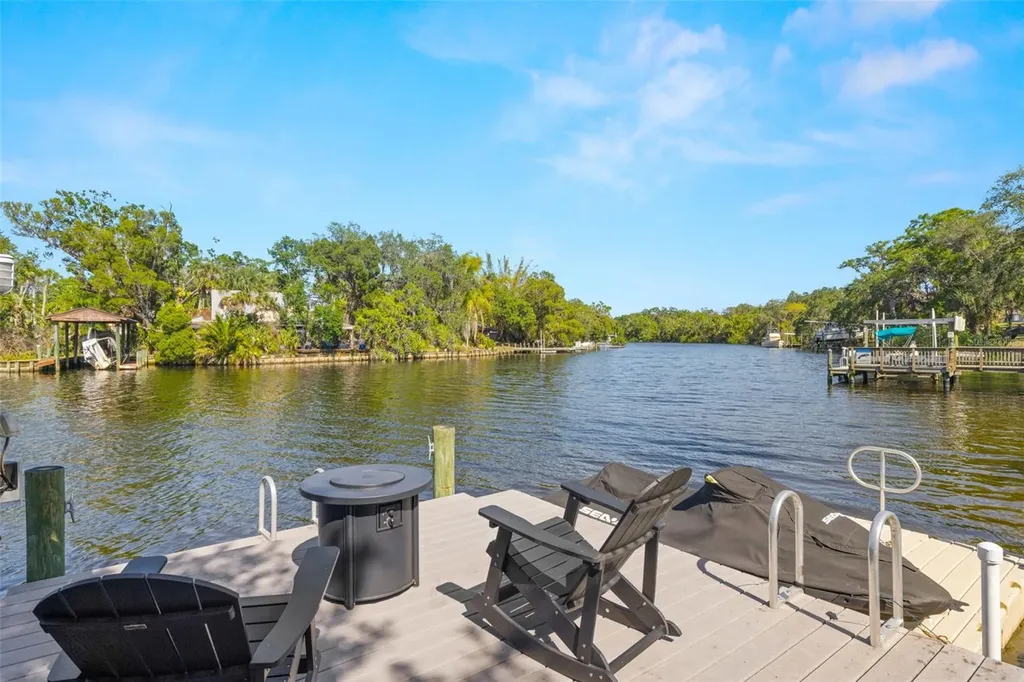 5610 N River Shore Drive Tampa FL 33603