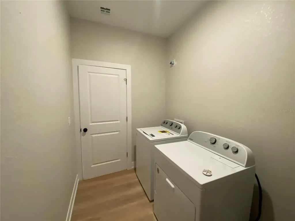 10524 Pendleton Avenue Englewood FL 34224