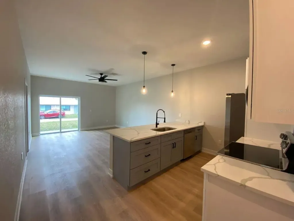 10524 Pendleton Avenue Englewood FL 34224