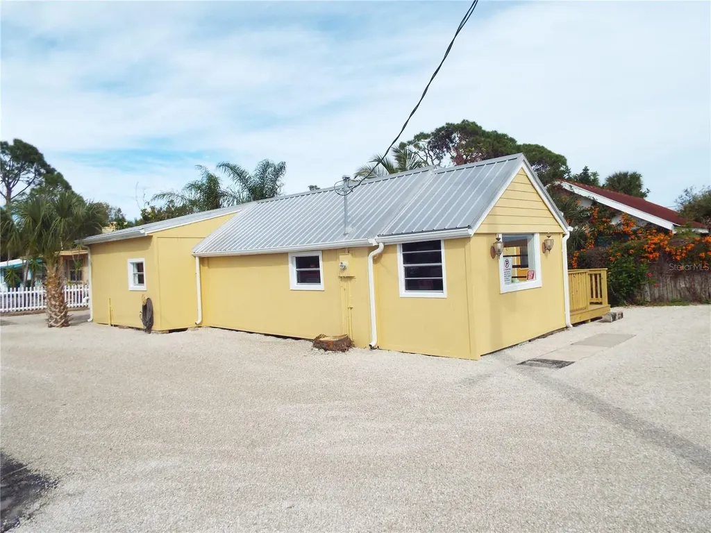 150 E Bay Heights Road Englewood FL 34223