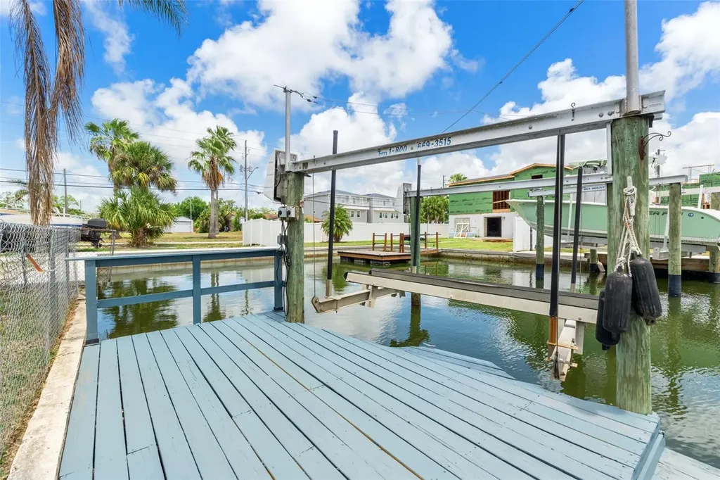 13930 Sommers Avenue Hudson FL 34667