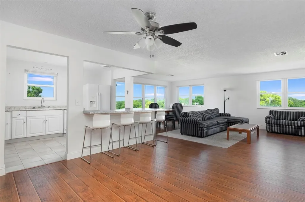 5603 80th Street N St Petersburg FL 33709