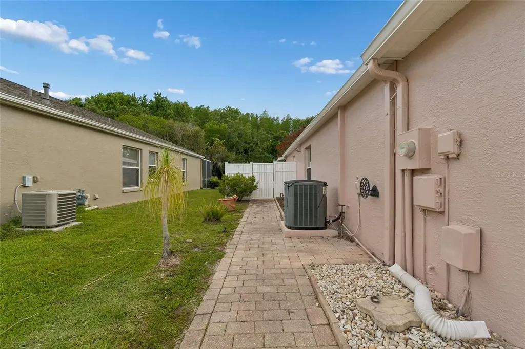1223 Timber Trace Drive Wesley Chapel FL 33543