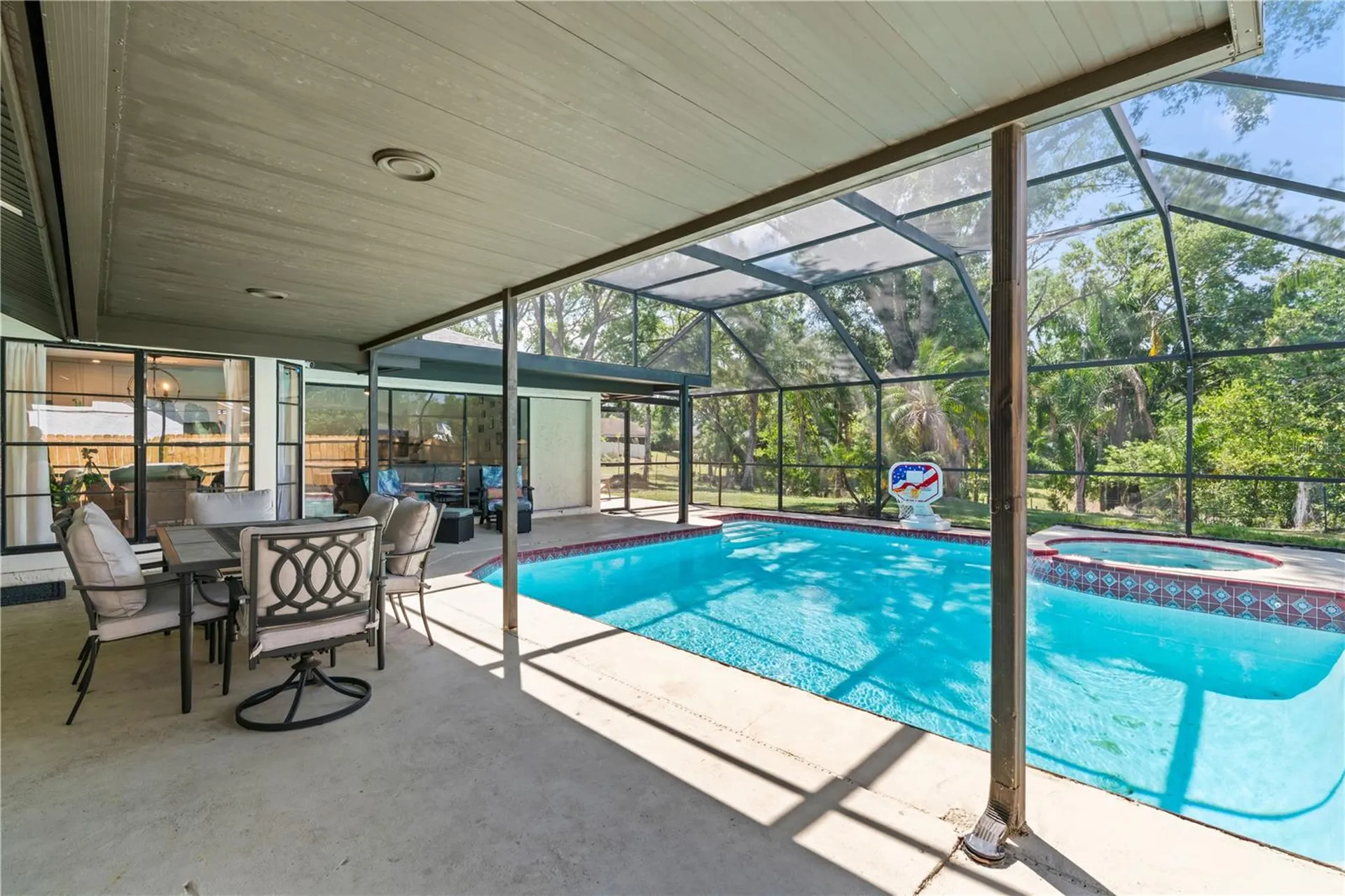 1615 Dawnridge Court Brandon FL 33510