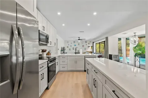 1615 Dawnridge Court Brandon FL 33510