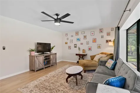 1615 Dawnridge Court Brandon FL 33510