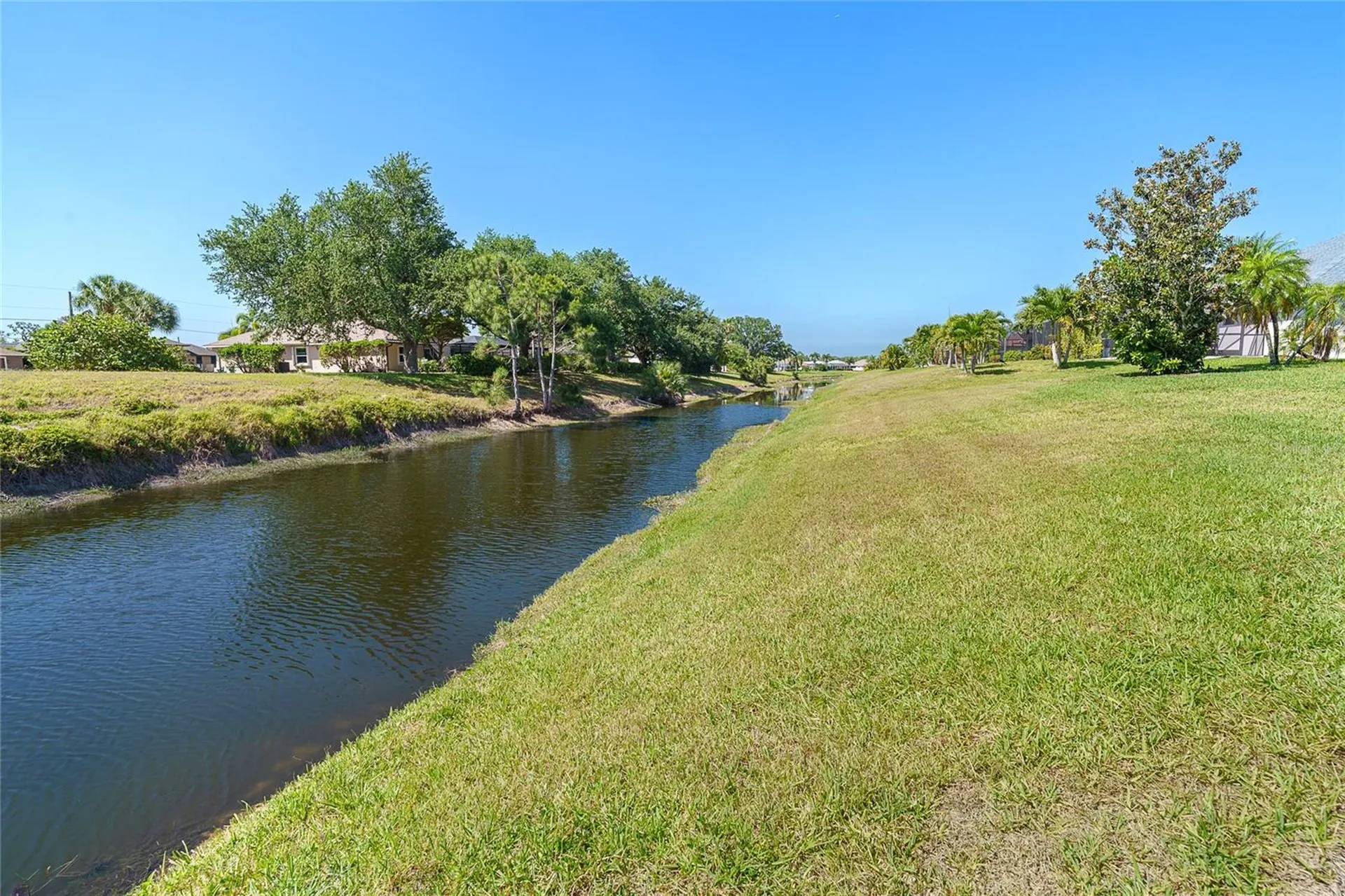 169 Sportsman Road Rotonda West FL 33947