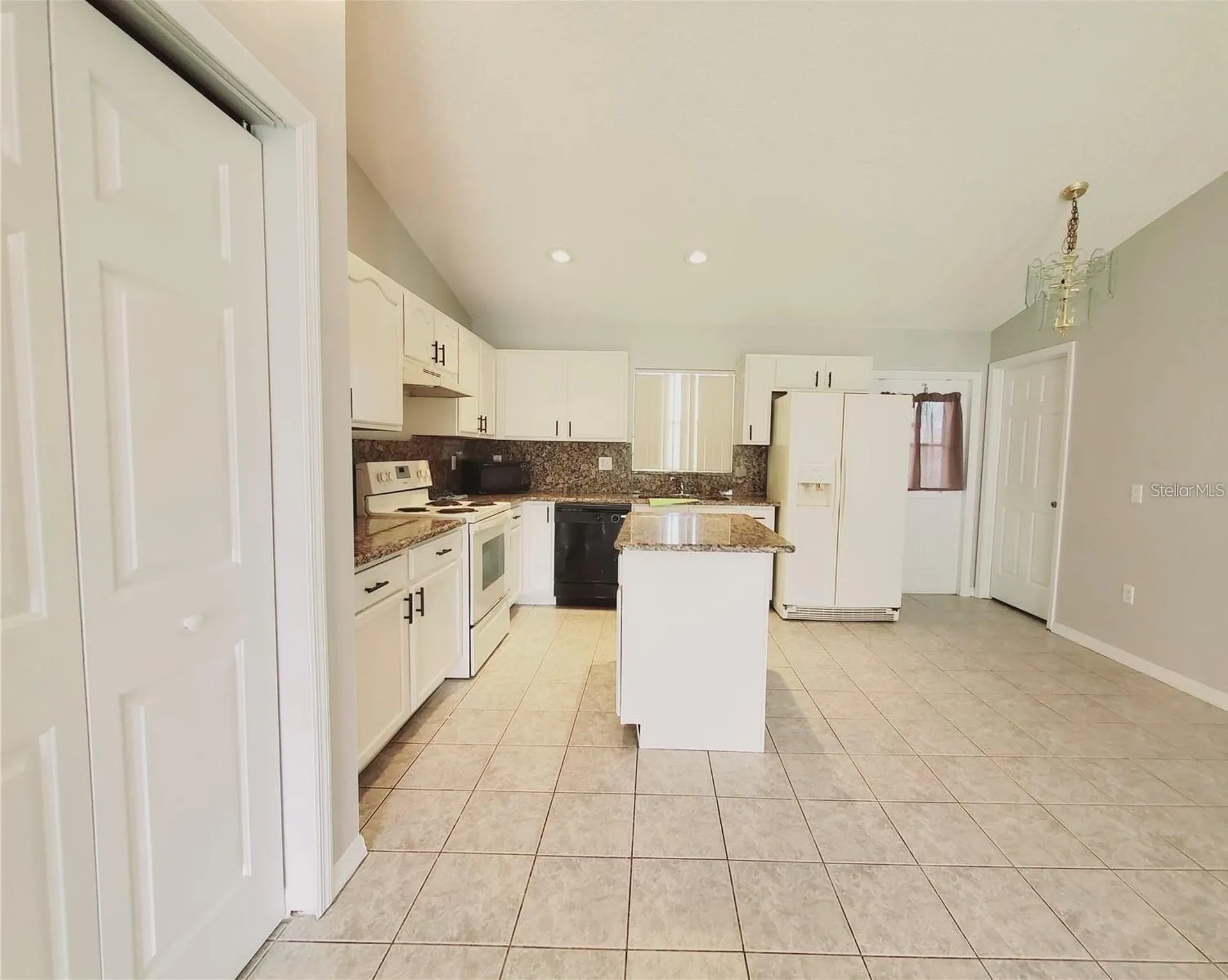 568 Kingfisher Drive Kissimmee FL 34759