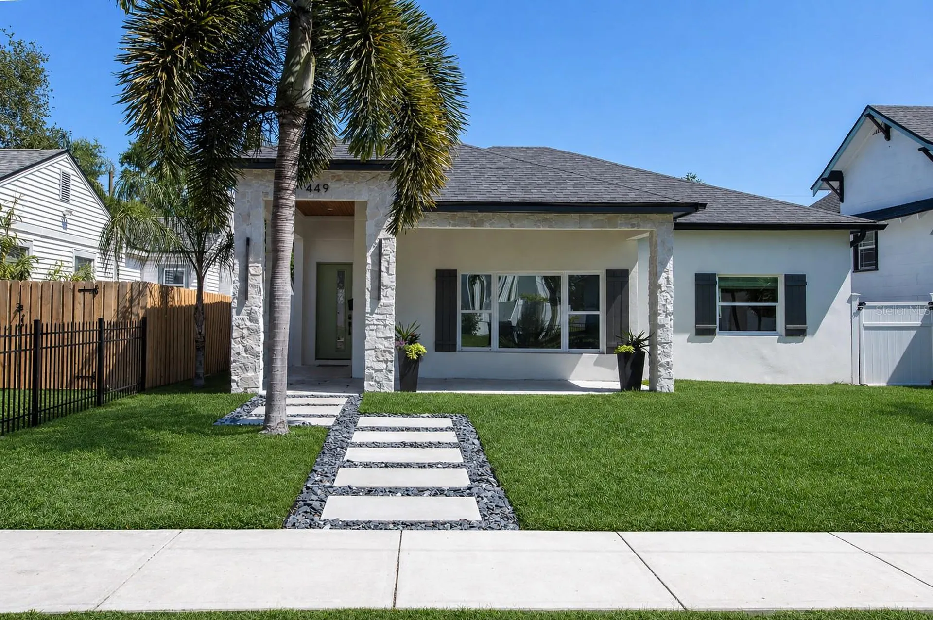 449 12th Avenue N St Petersburg FL 33701