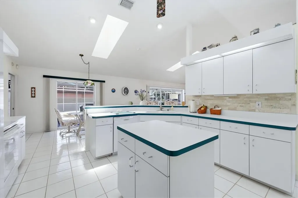3414 46th Terrace E Bradenton FL 34203
