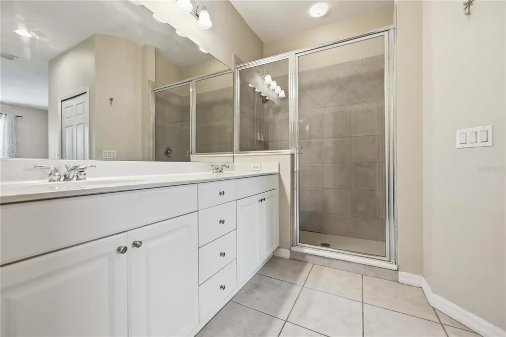 5629 Key Largo Court Bradenton FL 34203