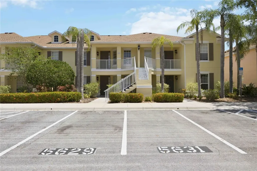 5629 Key Largo Court Bradenton FL 34203