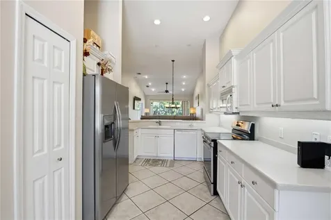 5629 Key Largo Court Bradenton FL 34203