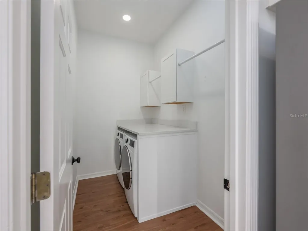 1966 Westbourne Drive Oviedo FL 32765