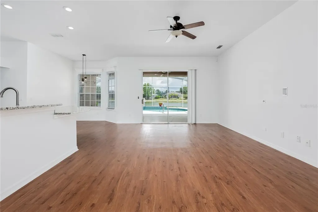 1966 Westbourne Drive Oviedo FL 32765