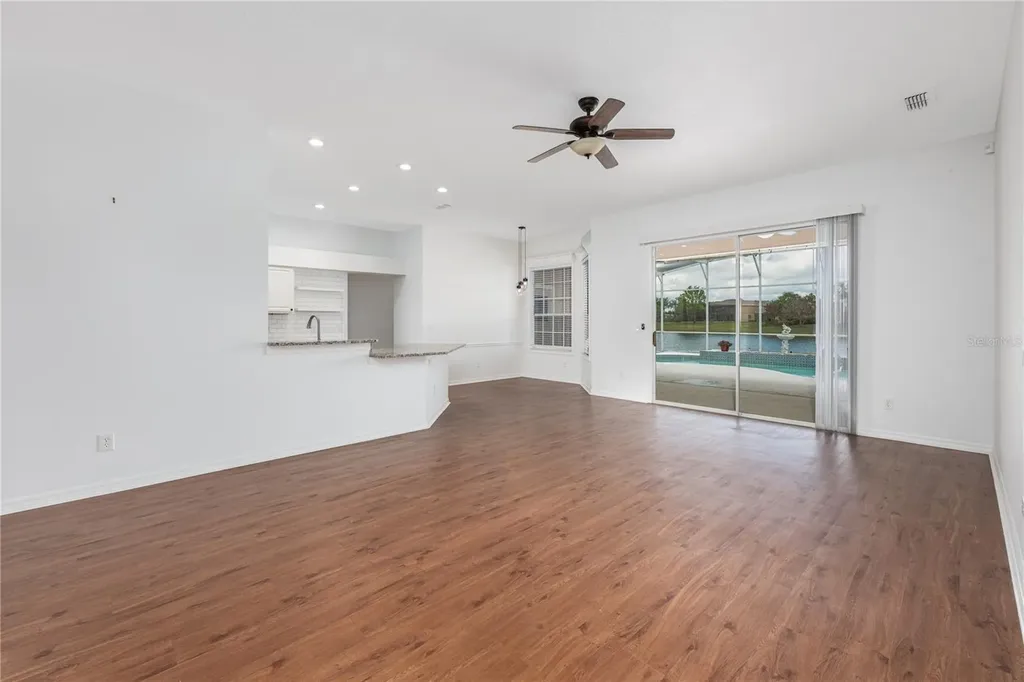 1966 Westbourne Drive Oviedo FL 32765