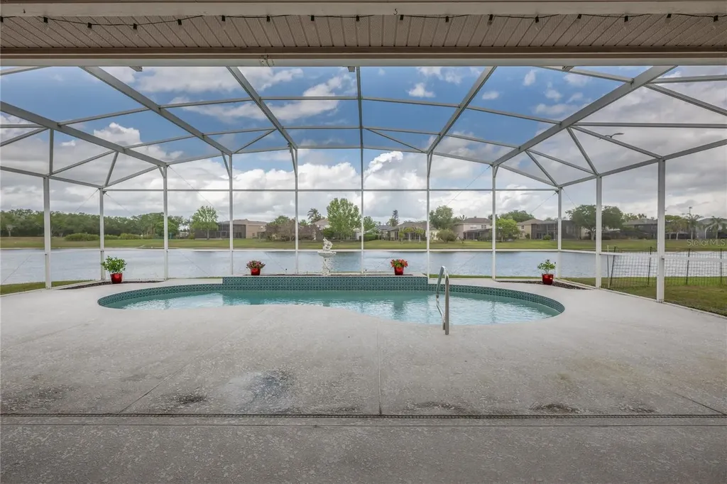 1966 Westbourne Drive Oviedo FL 32765