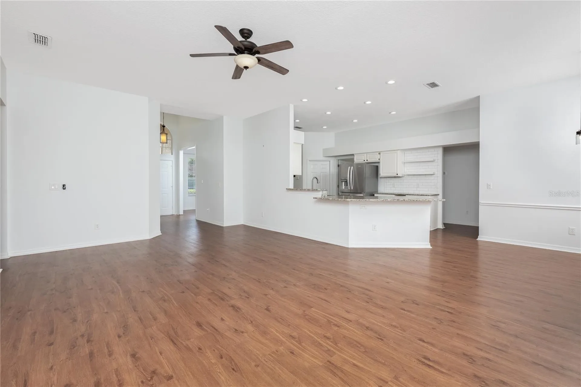 1966 Westbourne Drive Oviedo FL 32765