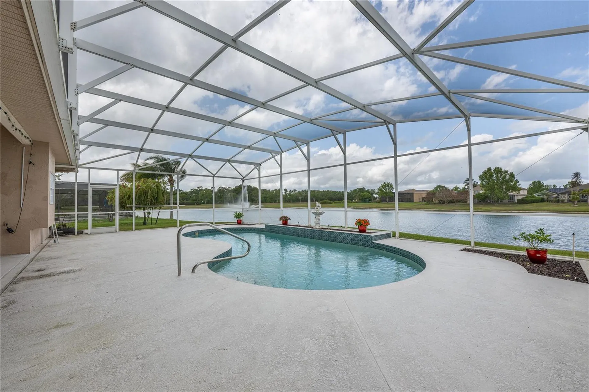 1966 Westbourne Drive Oviedo FL 32765