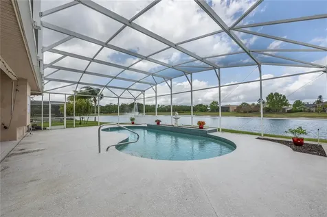 1966 Westbourne Drive Oviedo FL 32765