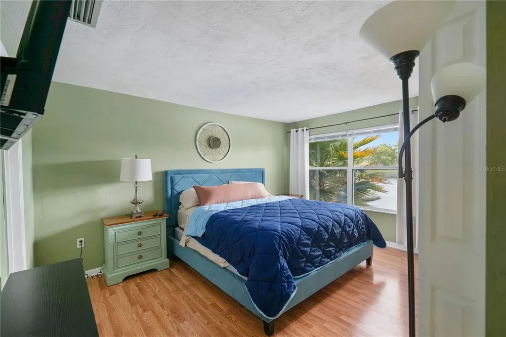17203 Sandalwood Drive Wildwood FL 34785