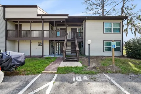 17203 Sandalwood Drive Wildwood FL 34785