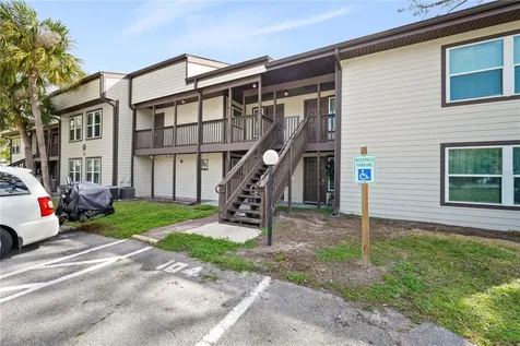 17203 Sandalwood Drive Wildwood FL 34785