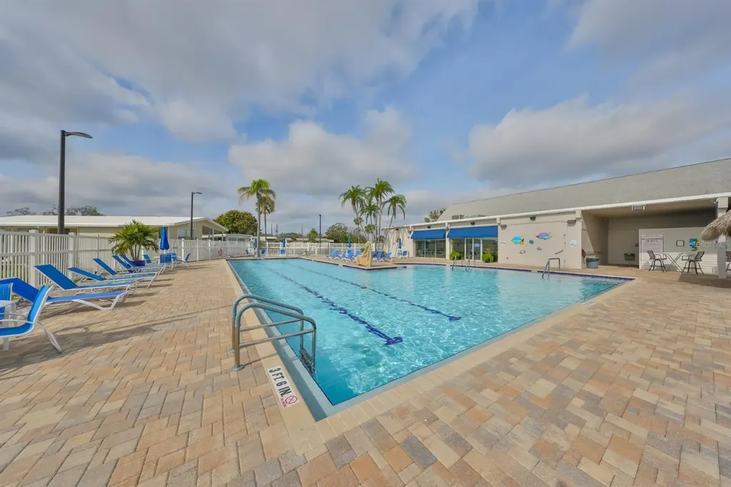 7225 Mount Fairfield Road NE St Petersburg FL 33702