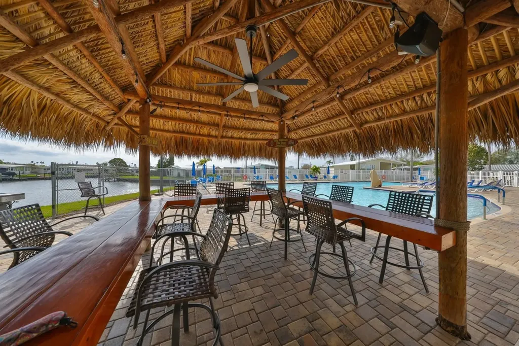 7225 Mount Fairfield Road NE St Petersburg FL 33702