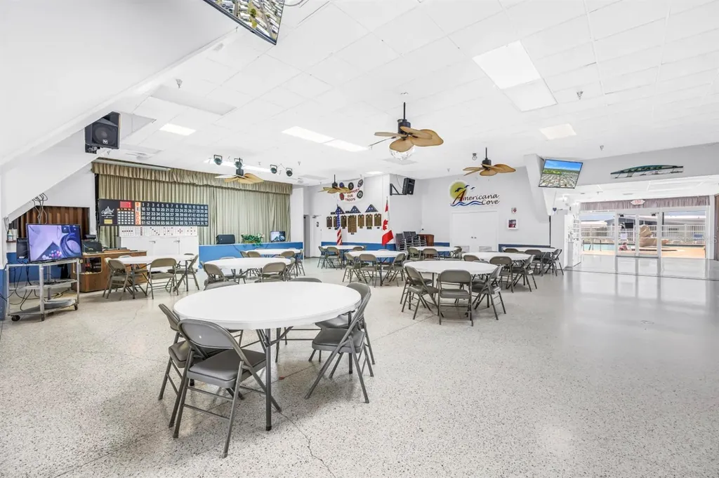 7225 Mount Fairfield Road NE St Petersburg FL 33702