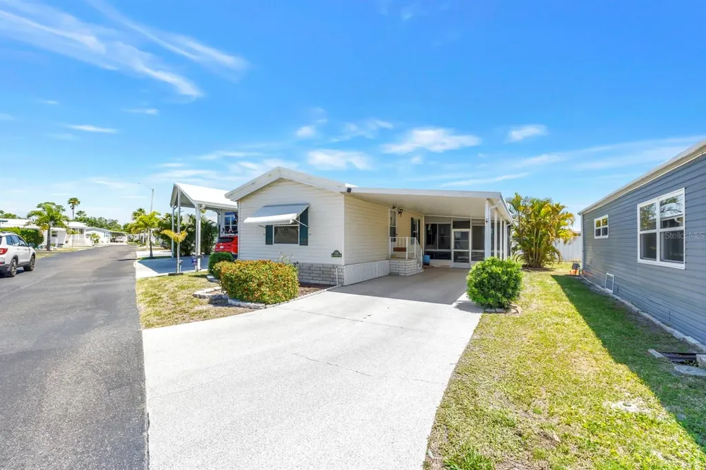 7225 Mount Fairfield Road NE St Petersburg FL 33702
