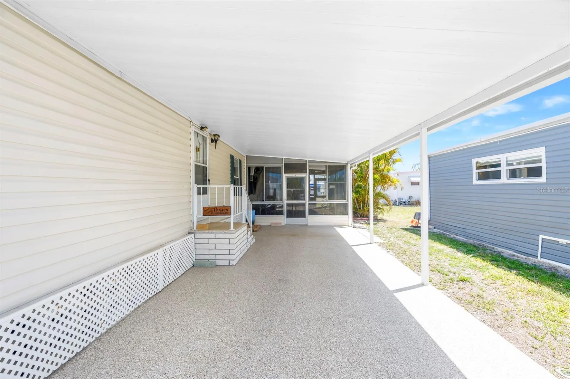 7225 Mount Fairfield Road NE St Petersburg FL 33702