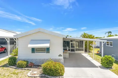 7225 Mount Fairfield Road NE St Petersburg FL 33702