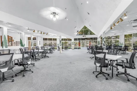 7225 Mount Fairfield Road NE St Petersburg FL 33702