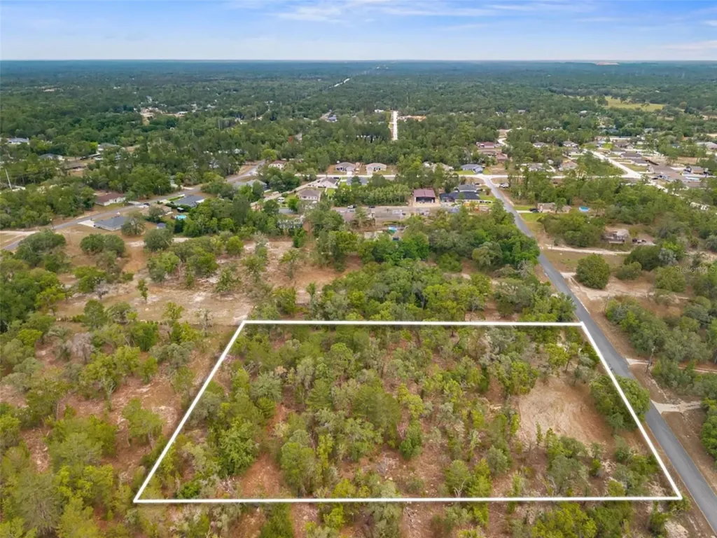 12055 Finch Road Weeki Wachee FL 34614