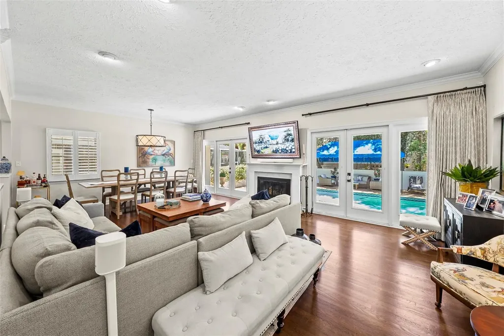 47 Aegean Avenue Tampa FL 33606