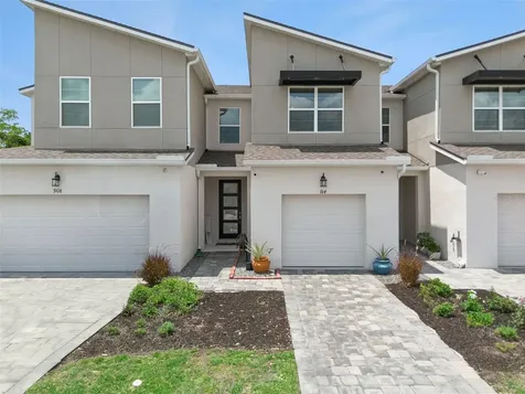 914 Spring Palms Loop Orlando FL 32828