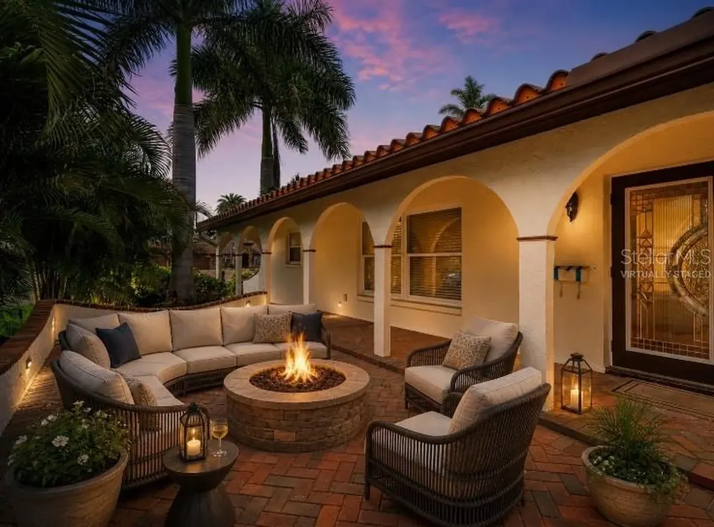 1200 80th St S St Petersburg FL 33707