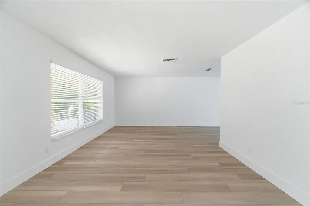 1200 80th St S St Petersburg FL 33707