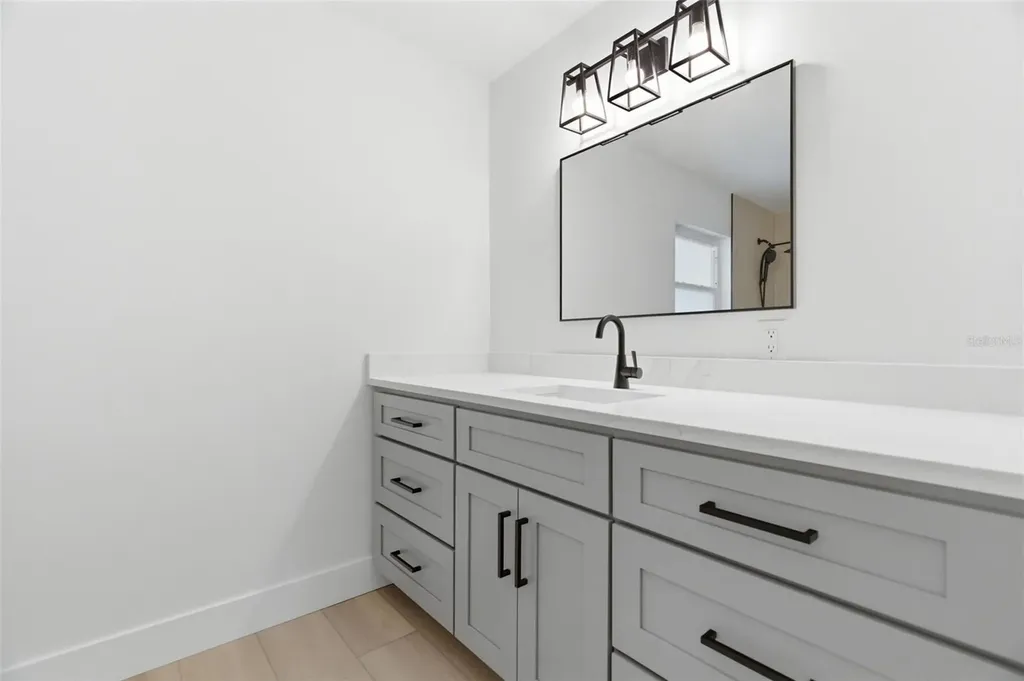 1200 80th St S St Petersburg FL 33707