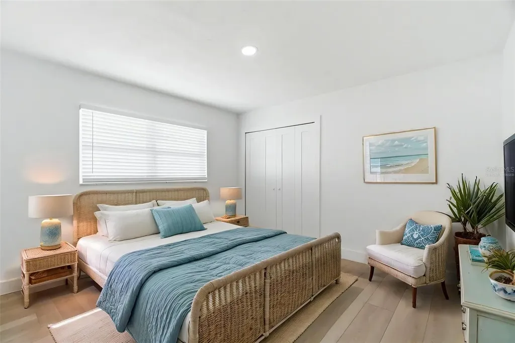 1200 80th St S St Petersburg FL 33707