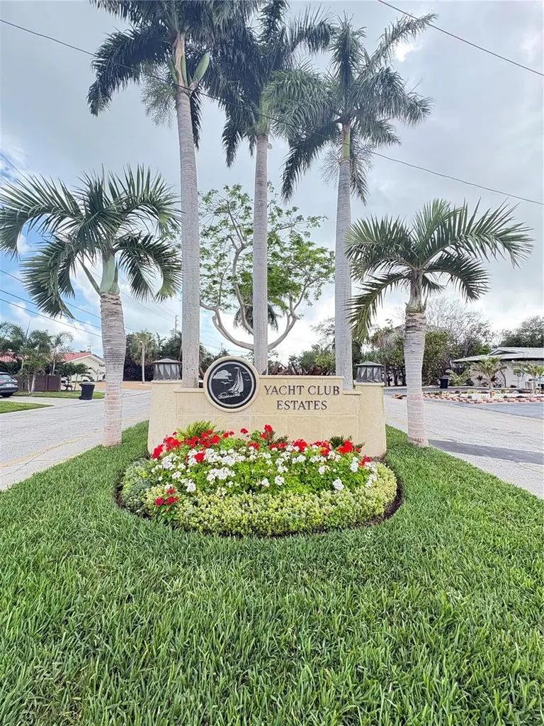 1200 80th St S St Petersburg FL 33707