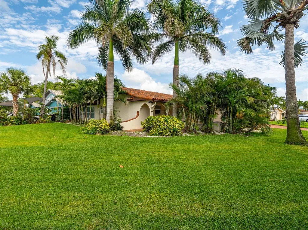 1200 80th St S St Petersburg FL 33707