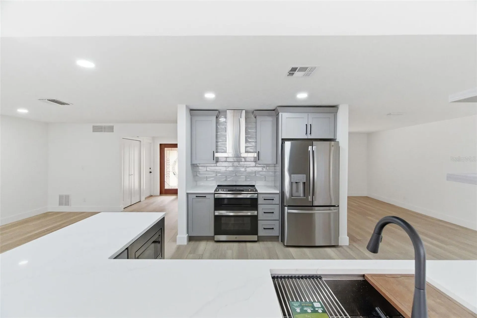 1200 80th St S St Petersburg FL 33707