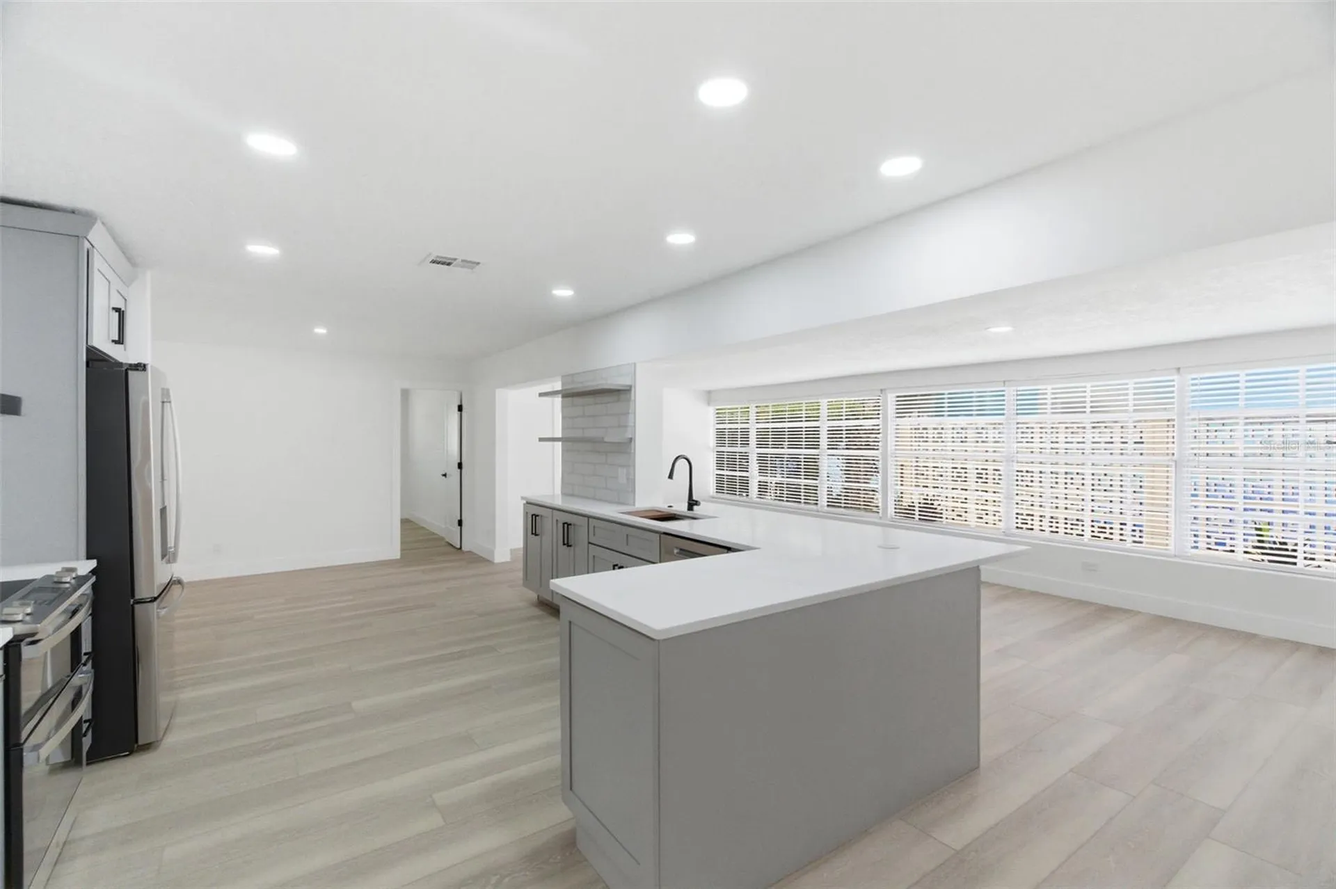 1200 80th St S St Petersburg FL 33707