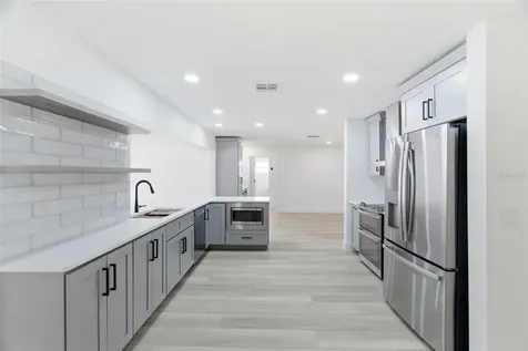 1200 80th St S St Petersburg FL 33707